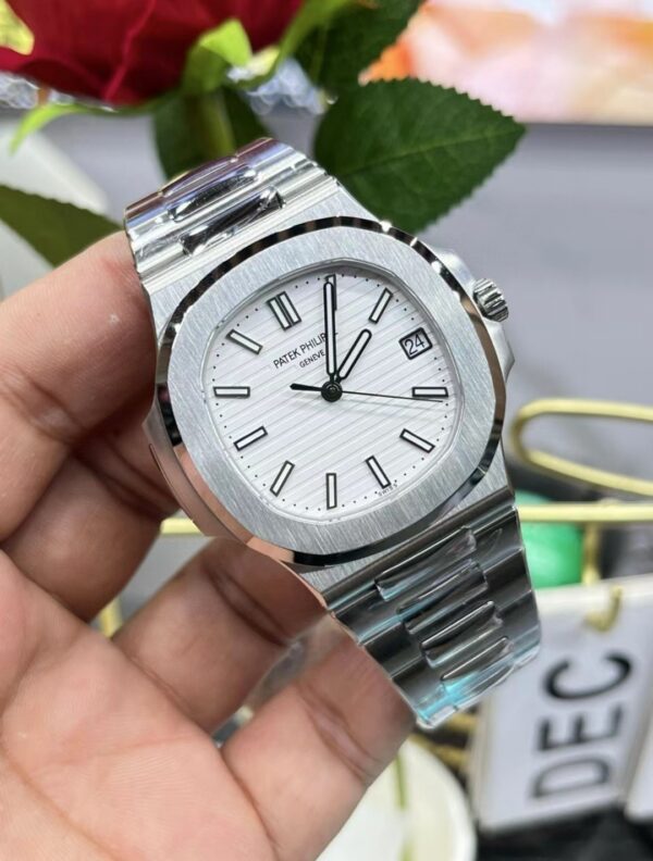 a1723387217975_7625-1.jpg Patek Philippe Nautilus (NAUTILUS)