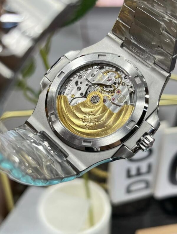 a1723387217980_8464-1.jpg Patek Philippe Nautilus (NAUTILUS)