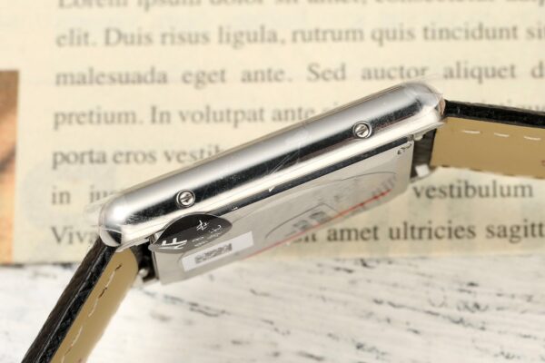 a1724417937376_8572-3.jpg Cartier Tank (TANK) Blue