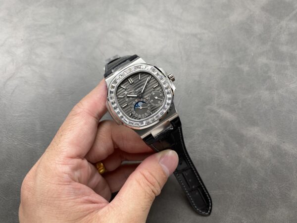Patek Philippe Nautilus 21600 Blue