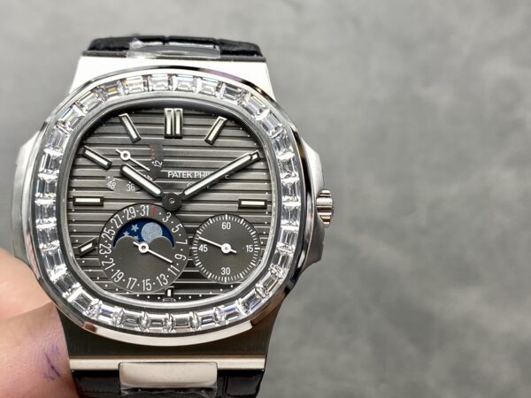 Patek Philippe Nautilus 21600 Blue