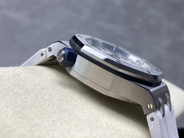 Audemars Piguet Watch 15710 Blue