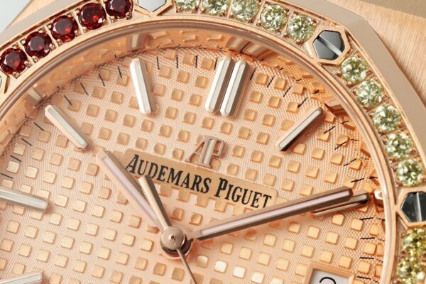 a1730810924035_6112-1.jpg Audemars Piguet Royal Oak (ROYAL OAK) Red