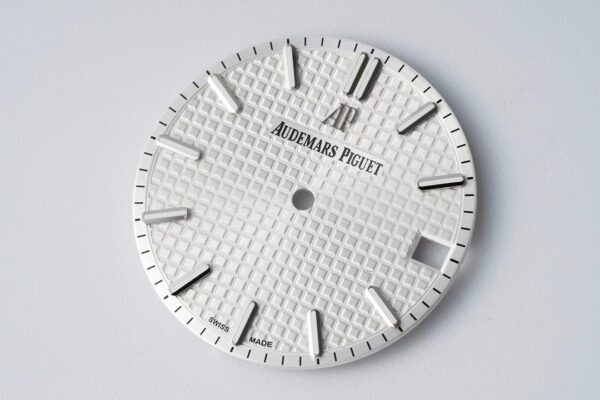 Audemars Piguet Royal Oak 15500 Red