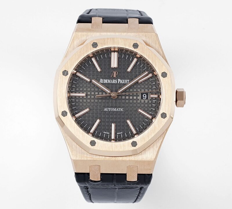Audemars Piguet Royal Oak 15400 Red