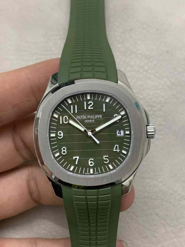 Patek Philippe Aquanaut (AQUANAUT)