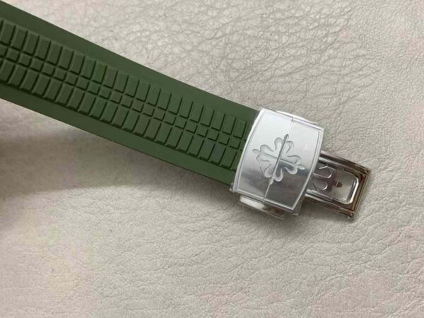 Patek Philippe Aquanaut (AQUANAUT)