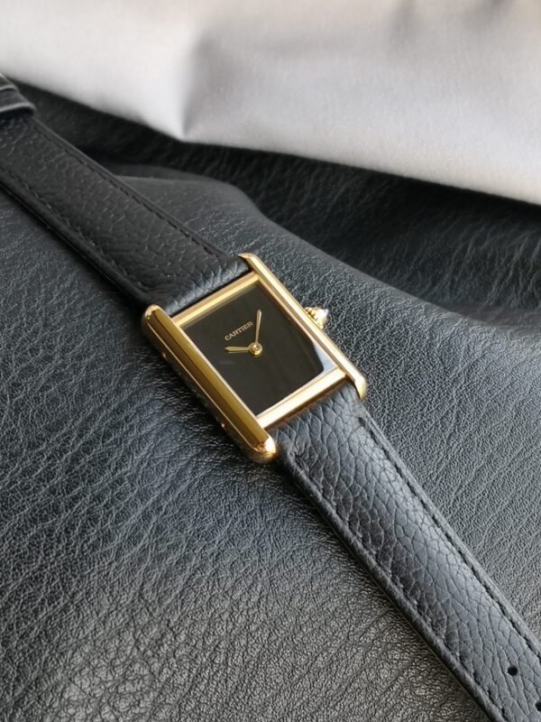 a1730976617939_6577-3.jpg Cartier Tank (TANK) White