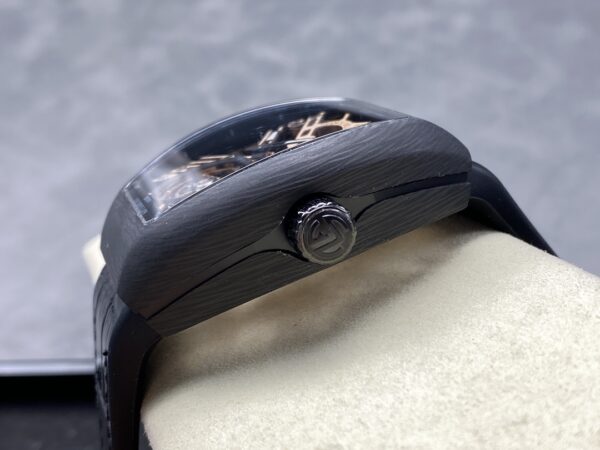 a1731415200325_7574.jpg Franck Muller Watch Reference Pending Blue