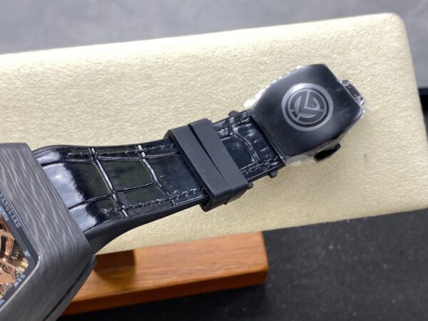 a1731415201345_4631.jpg Franck Muller Watch Reference Pending Blue