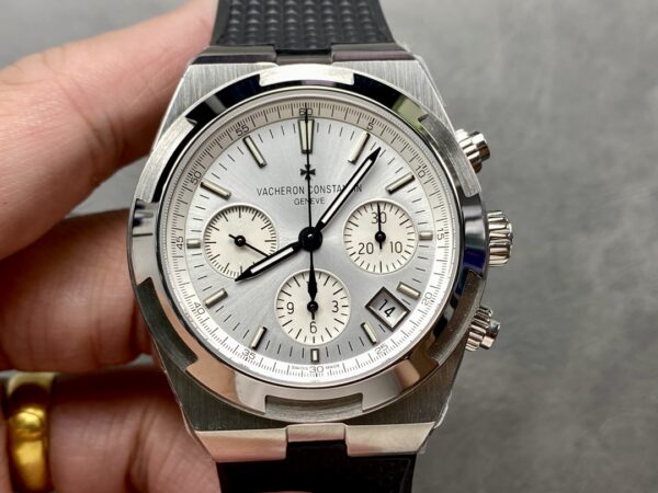 Vacheron Constantin Overseas 5500V