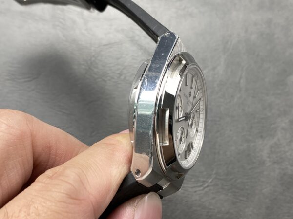 Vacheron Constantin Overseas 5500V