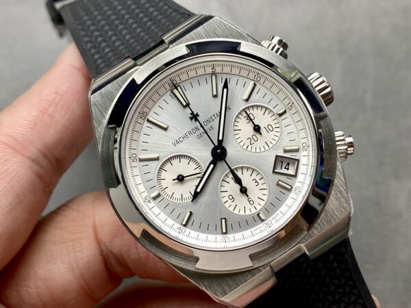 Vacheron Constantin Overseas 5500V