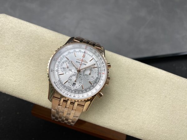 Breitling Navitimer (NAVITIMER)