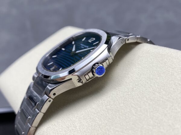 Patek Philippe Nautilus 7118 Blue