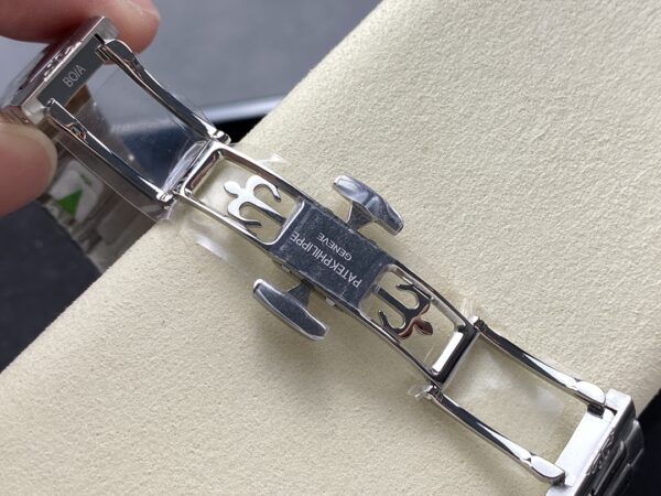Patek Philippe Nautilus 7118 Blue