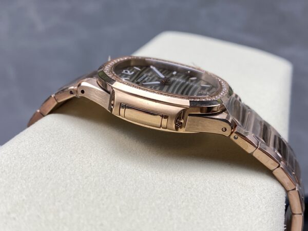 Patek Philippe Nautilus 7118 Blue