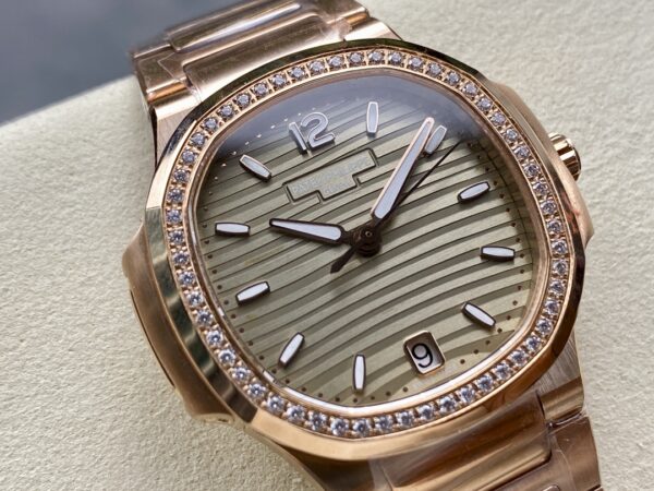 Patek Philippe Nautilus 7118 Blue