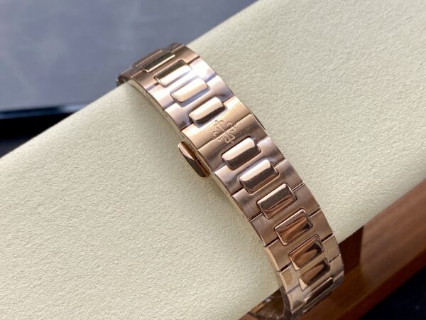 Patek Philippe Nautilus 7118 Blue