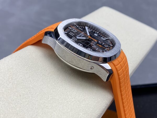 Patek Philippe Aquanaut 5968A Black