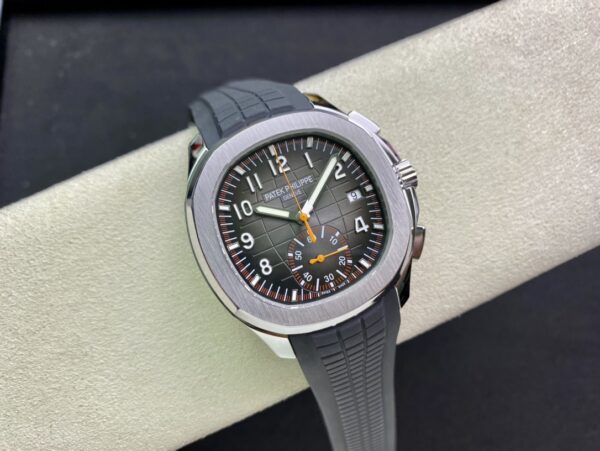 Patek Philippe Aquanaut 5968A-001 Orange
