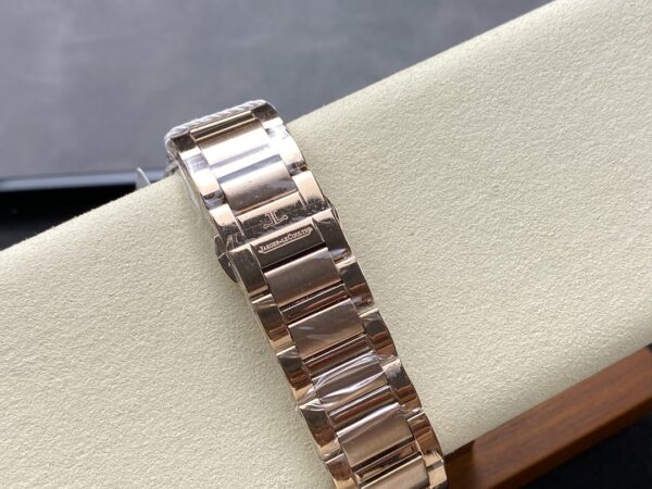 Jaeger-LeCoultre Master Control (MASTER)