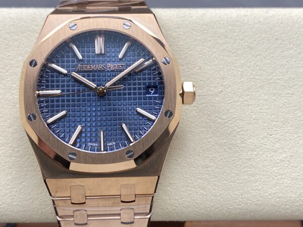 a1733140509706_2853-1.jpg Audemars Piguet Royal Oak 15510 Blue