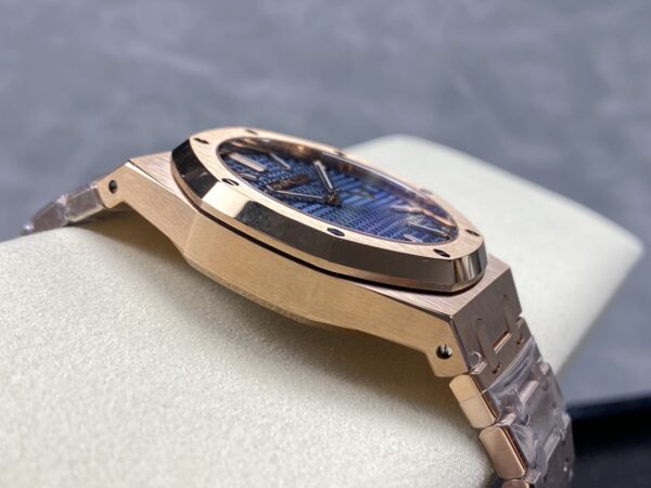 a1733140509706_6524-1.jpg Audemars Piguet Royal Oak 15510 Blue