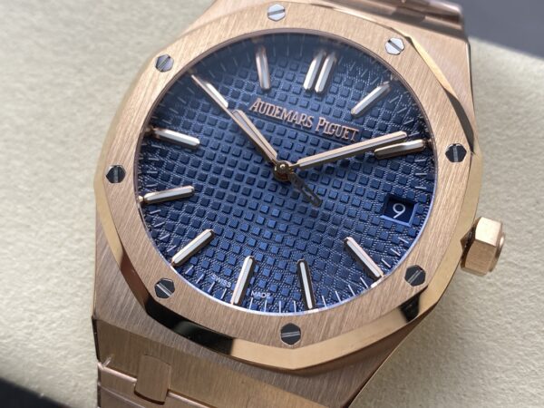 a1733140509708_5282-1.jpg Audemars Piguet Royal Oak 15510 Blue
