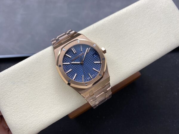 a1733140509712_3075-1.jpg Audemars Piguet Royal Oak 15510 Blue