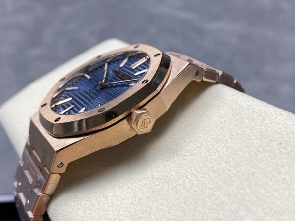 a1733140510814_5288-1.jpg Audemars Piguet Royal Oak 15510 Blue