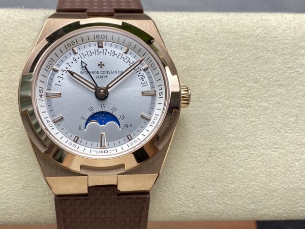 Patek Philippe Overseas 4000V/210A
