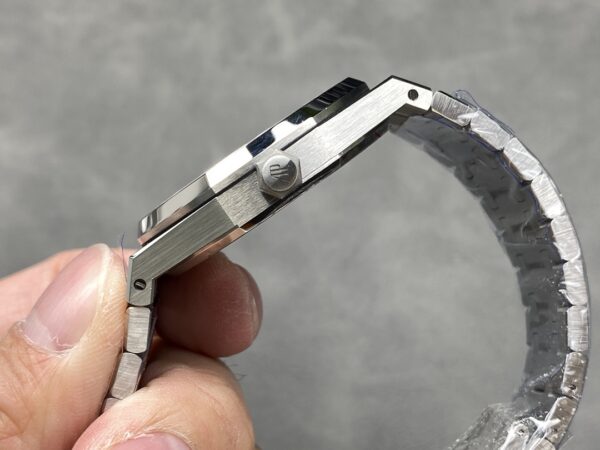 Audemars Piguet Royal Oak 15407