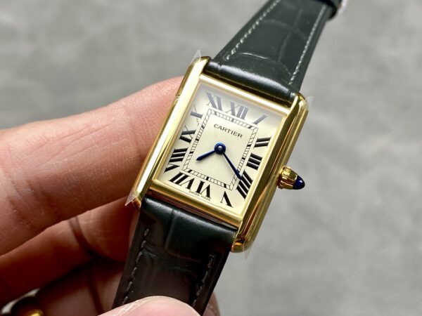 a1734681582729_8517-1.jpg Cartier Tank (TANK)