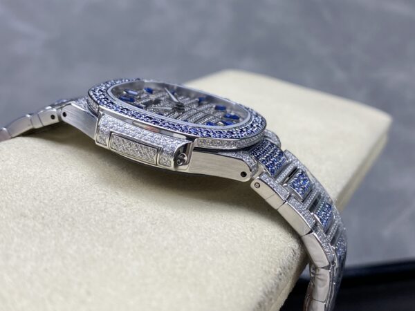Patek Philippe Nautilus 7118 Blue