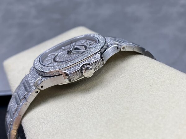Patek Philippe Nautilus 7118 White