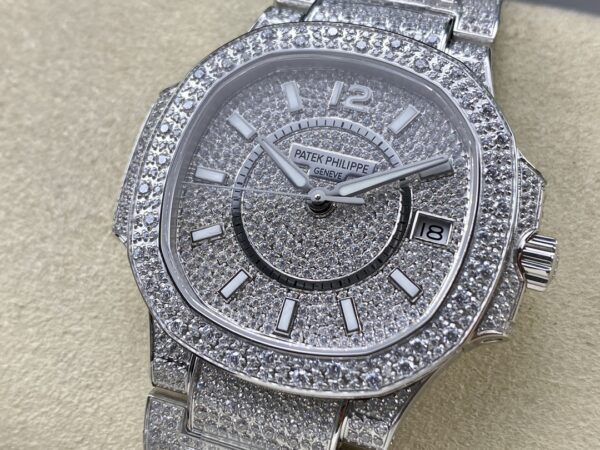 Patek Philippe Nautilus 7118 White