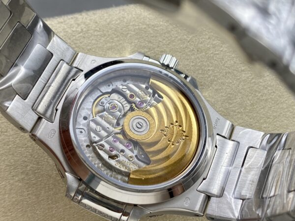 Patek Philippe Nautilus 7118 White