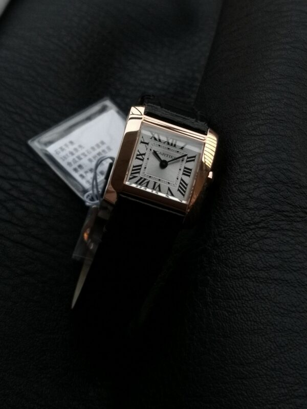 Cartier Tank (TANK) Blue