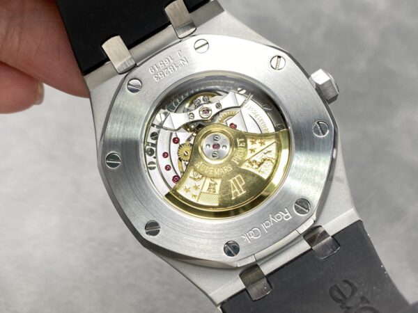 Audemars Piguet Royal Oak 15400 Blue