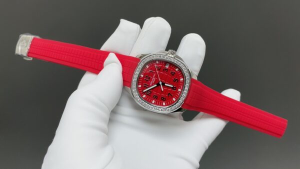 Patek Philippe Aquanaut 5268R