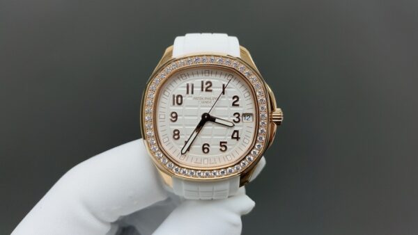 Patek Philippe Aquanaut 5268R