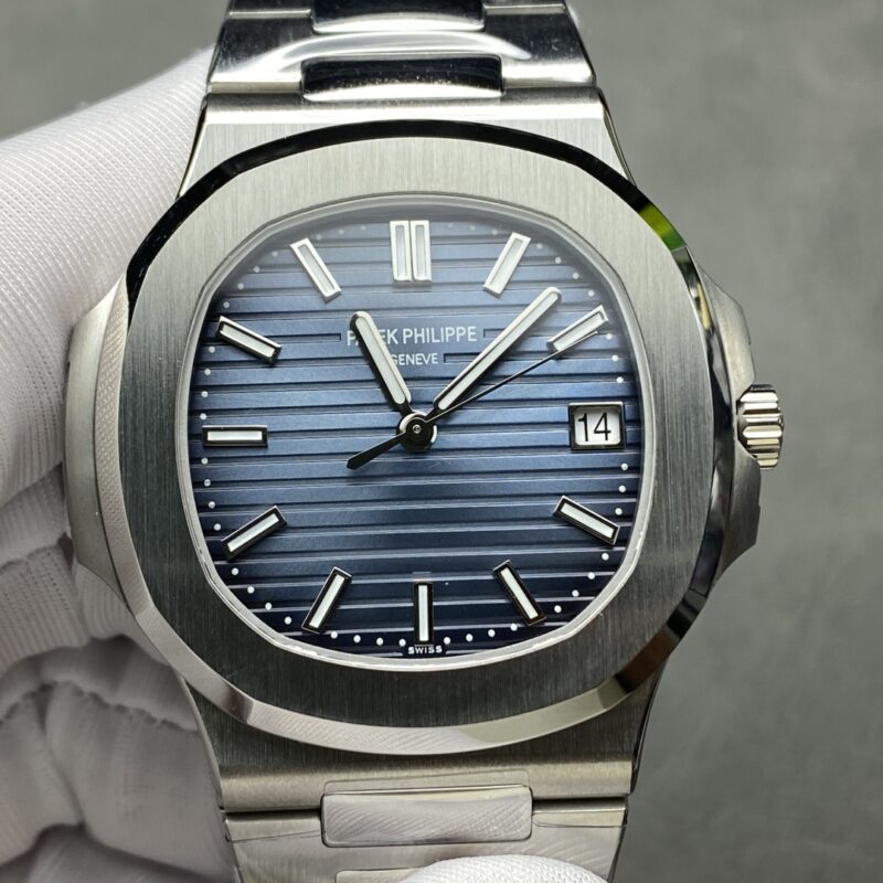 Patek Philippe Nautilus 5811G