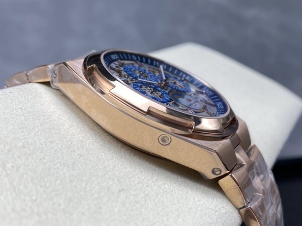 Patek Philippe Overseas 4300V/120R Blue