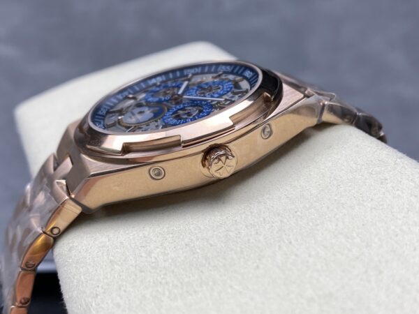 Patek Philippe Overseas 4300V/120R Blue