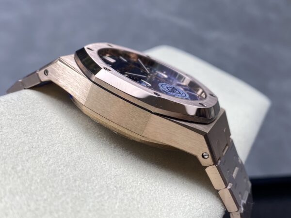 Audemars Piguet Watch 26240
