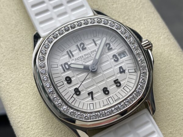 Patek Philippe Aquanaut (AQUANAUT) Blue