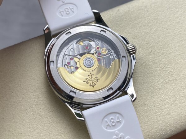 Patek Philippe Aquanaut (AQUANAUT) Blue