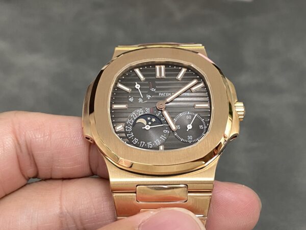 Patek Philippe Nautilus 21600 Blue
