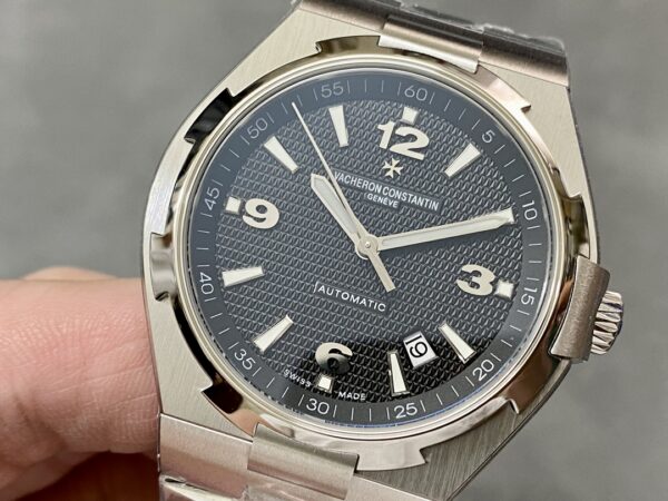 Vacheron Constantin Overseas 9019 Pink